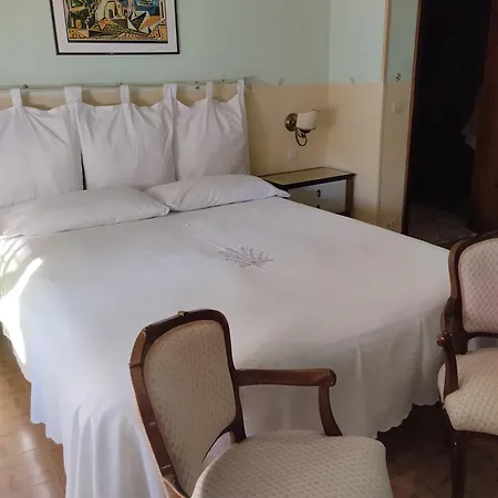 Alf E Ann Apartman Tivoli Terme