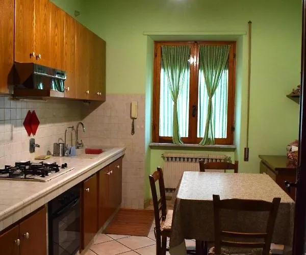 Апартаменты Alf E Ann Тиволи-Терме