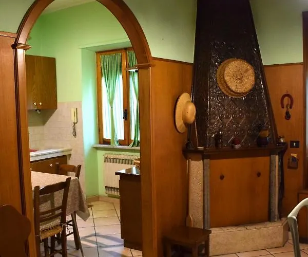 Апартаменты Alf E Ann Тиволи-Терме